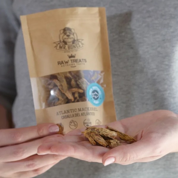 Raw Treats Caballa – Snack natural para perro y gato