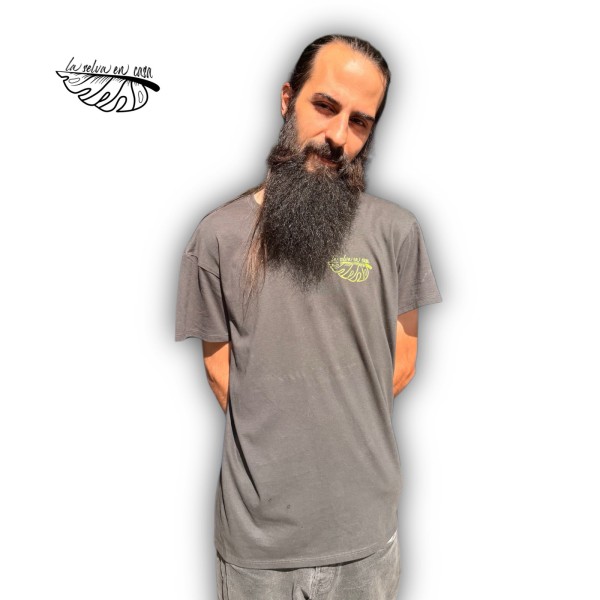 Camiseta La Selva en Casa – Logo y Diseño Botánico